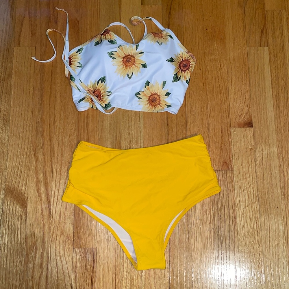 Sunflower bikini set from Zaful